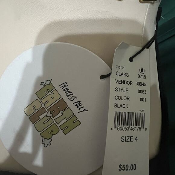 Princess Polly Elegant Black Long-Sleeve Top - Picture 5 of 5